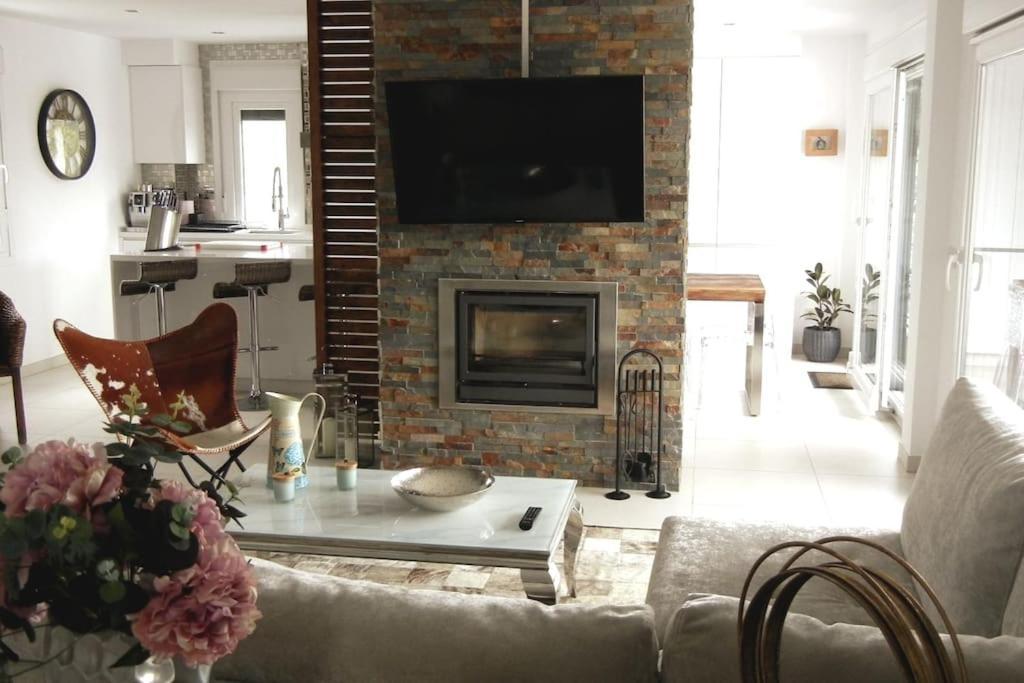 Chalet De Diseno Moderno En ซันเชนโช ภายนอก รูปภาพ