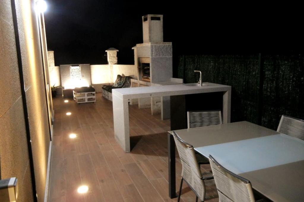 Chalet De Diseno Moderno En ซันเชนโช ภายนอก รูปภาพ